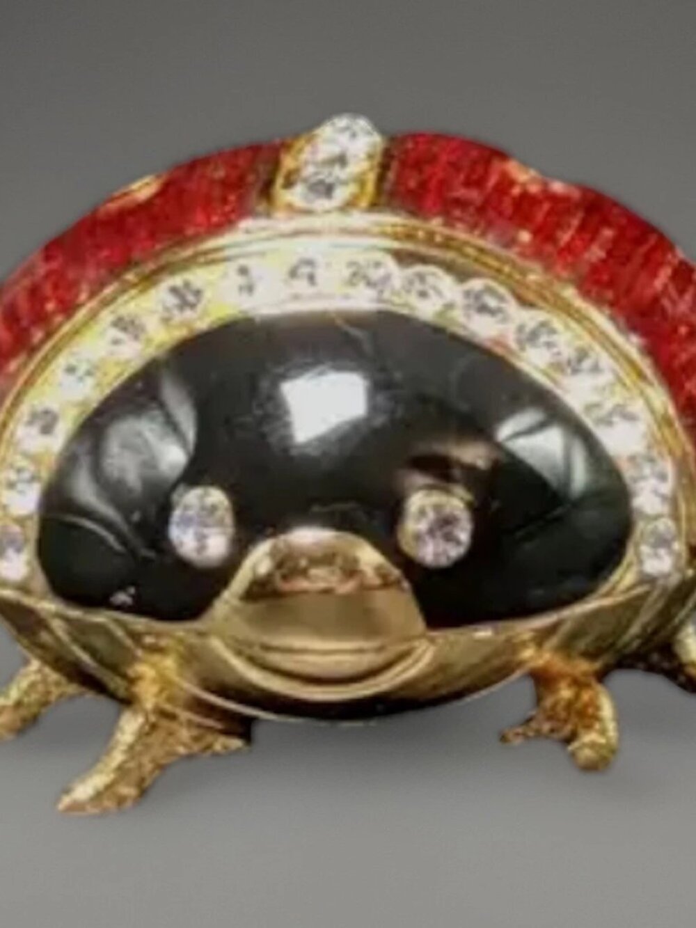 Enamel Ladybug Trinket Box Pendant Necklace Gold Tone Magnetic Jewelry Set